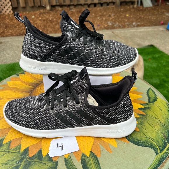 Adidas women’s  cloud foam pure running shoes - Picture 6 of 8